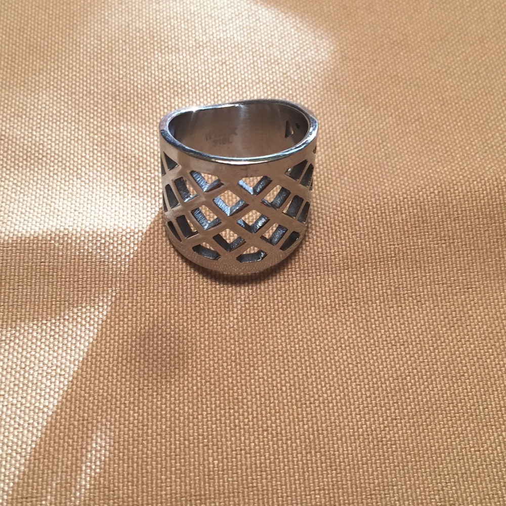 Ring